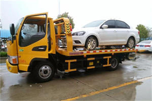 佳木斯附近拖车救援24小时服务热线